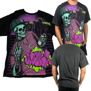 Oasis13 graffiti skeleton tee